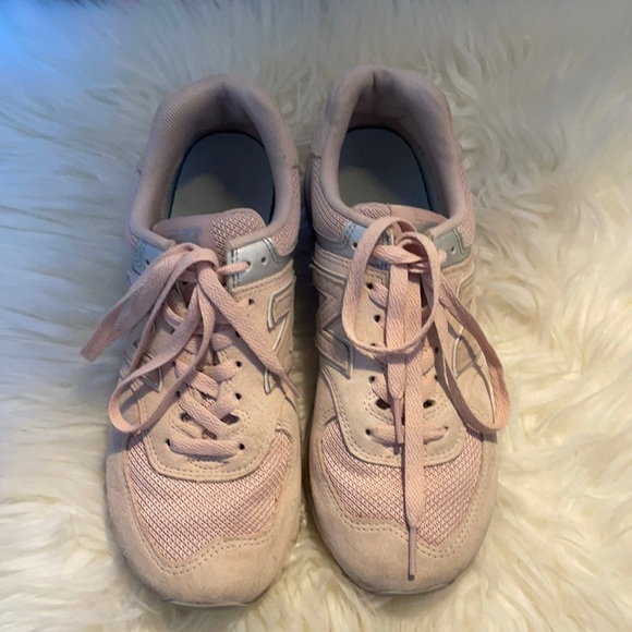 New Balance Shoes - New Balance Women’s size 8 574